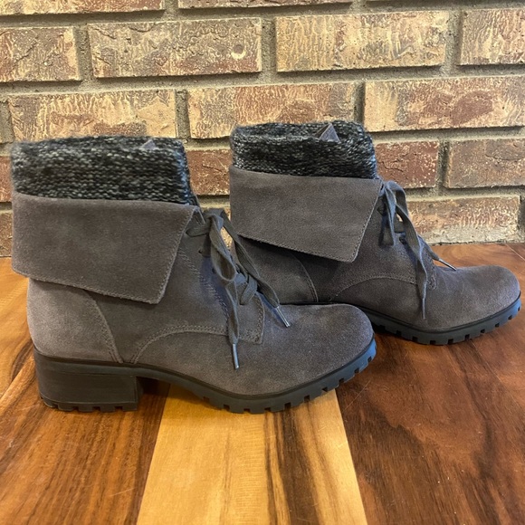 Lucky Brand Suede Lace-up Booties size 8 - Picture 6 of 11